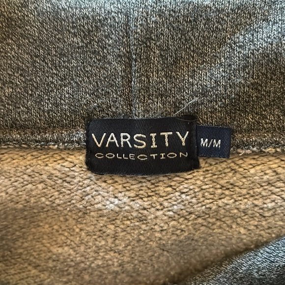 Laurier Grad Hoodie - Picture 4 of 9